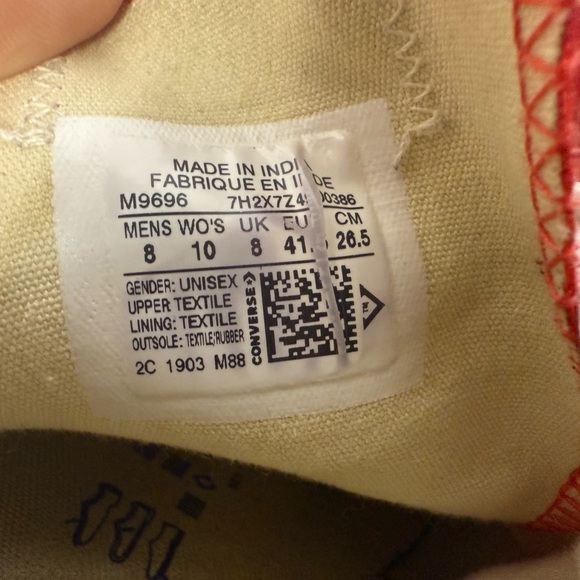 Unisex Converse Red Canvas Shoes with White Accents - Picture 5 of 6